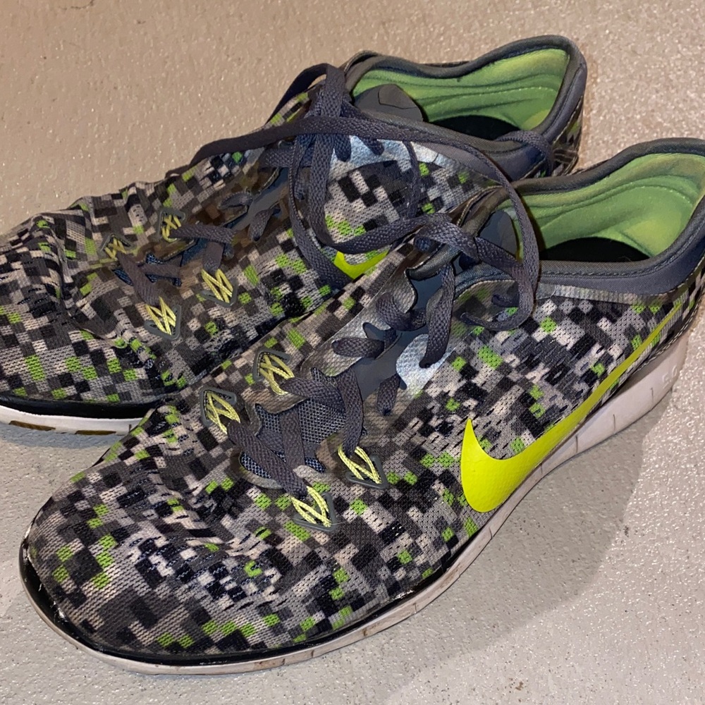 Nike Men's Pixel Pattern Athletic Shoes - Gray, Blue, Yellow